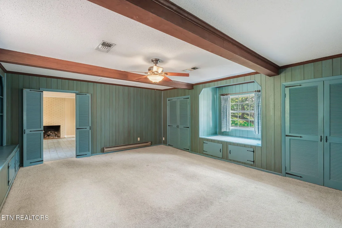 Photo of 220 Sutton Lane
