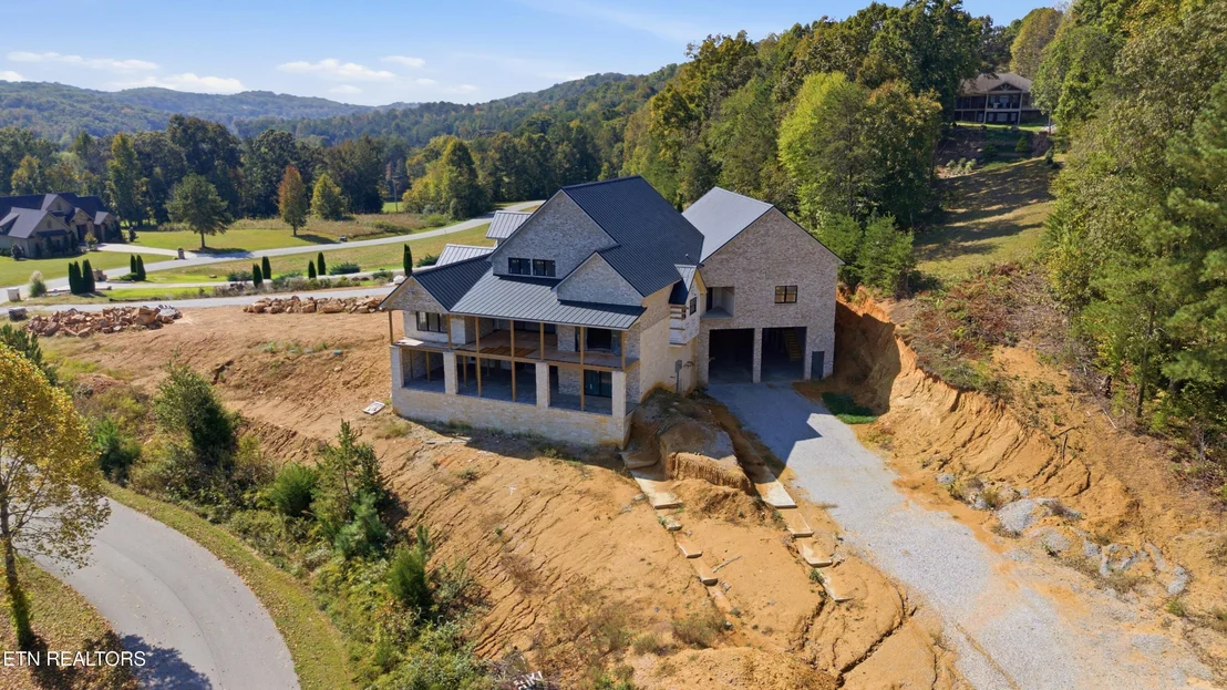 Photo of 325 Enclave Way