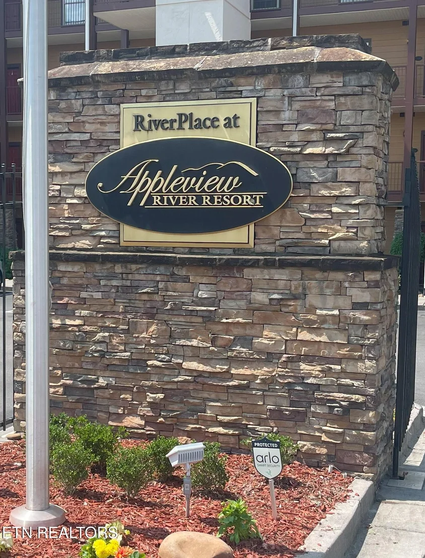 Photo of Unit UNITB301 at 609 River Place Way
