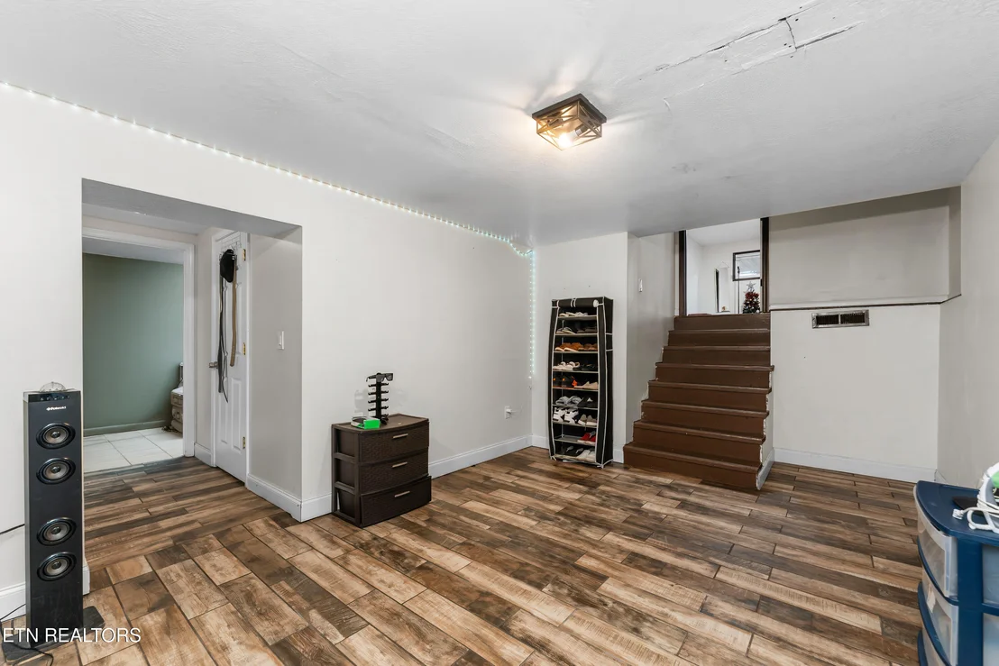 Photo of 561 Robinson Drive