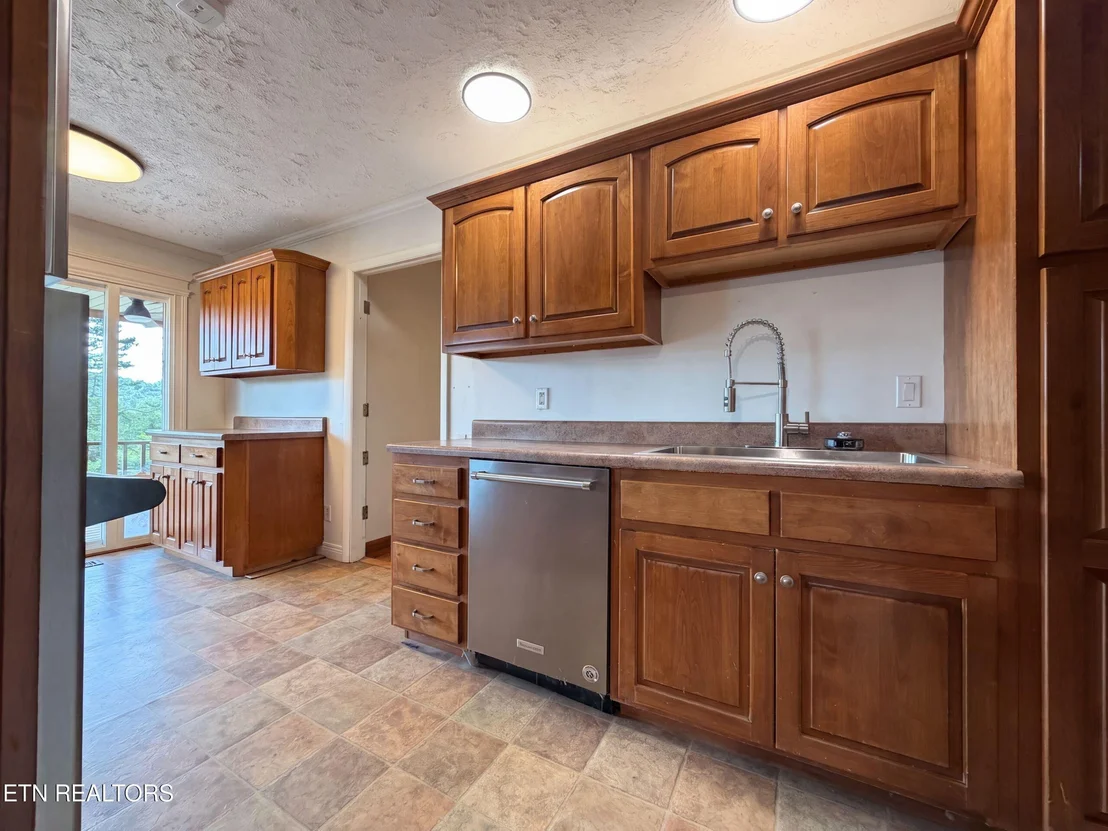 Photo of 302 Sunset Lane