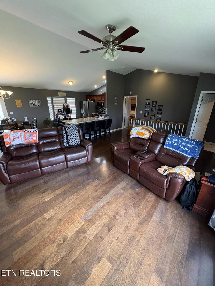 Photo of 1757 River Rd