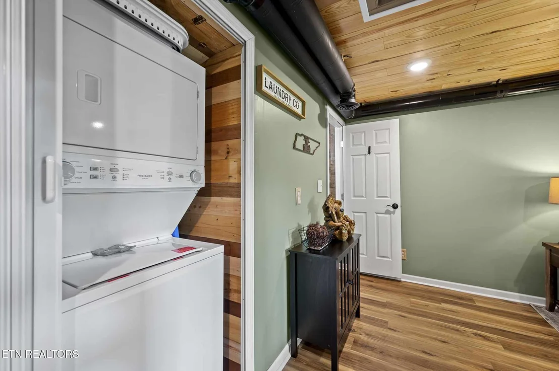 Photo of 1020 Ski View Lane