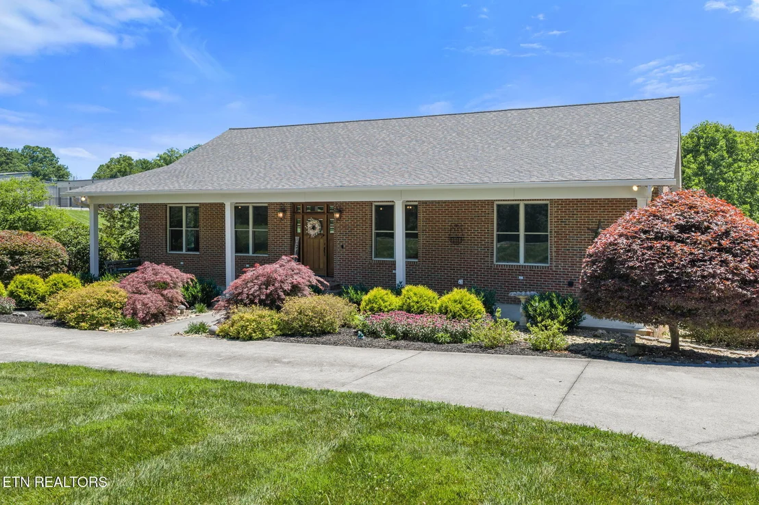 Photo of 239 Sequoyah Rd