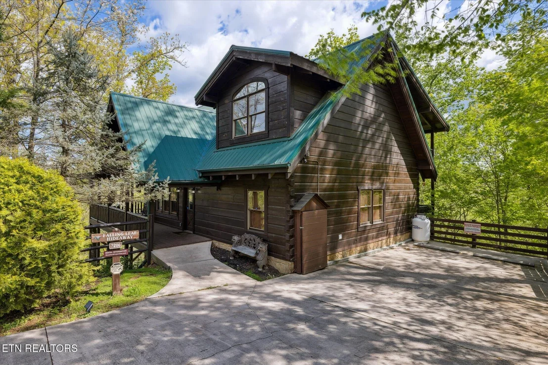 Photo of 3206 Falling Leaf Way