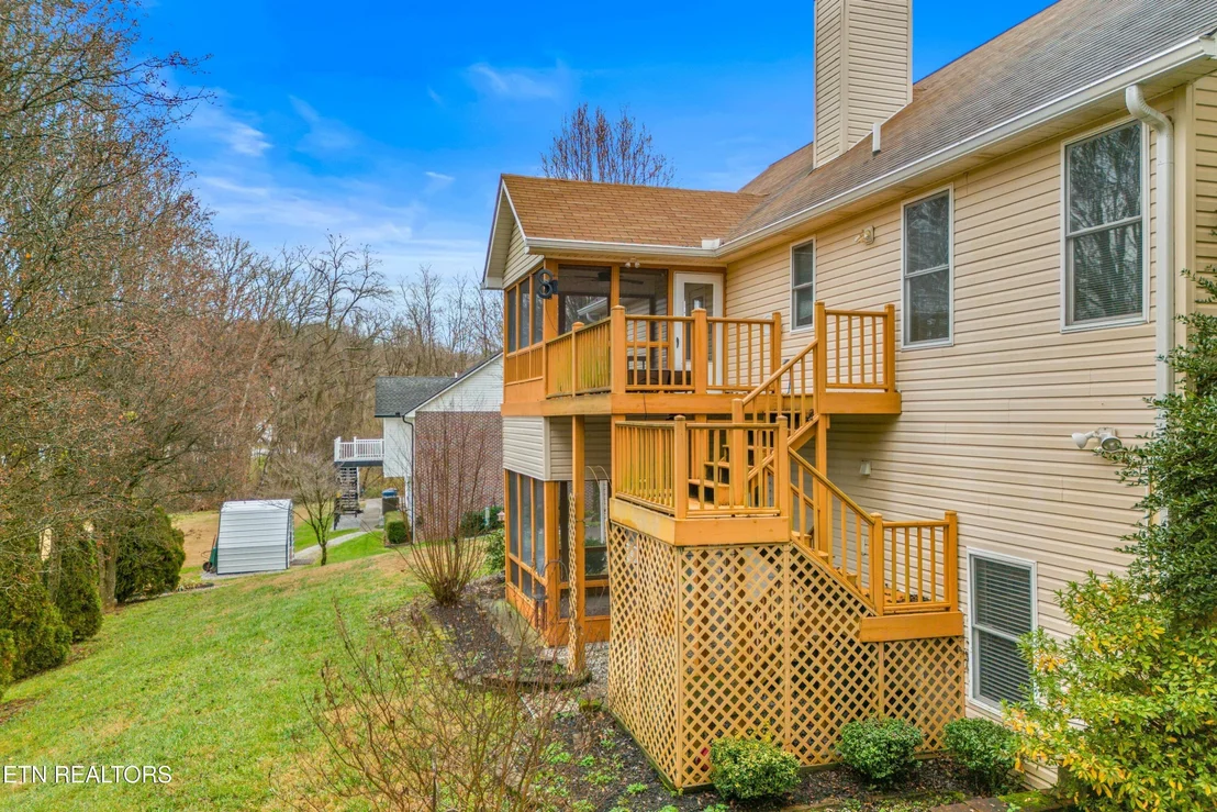 Photo of 1401 Brookfield Drive