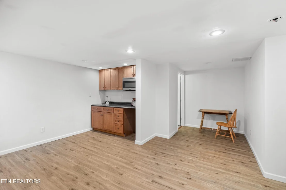 Photo of 1302 Irwin Drive