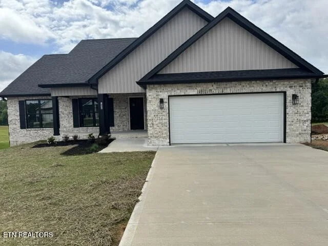 Photo of 1032 Pathways Drive