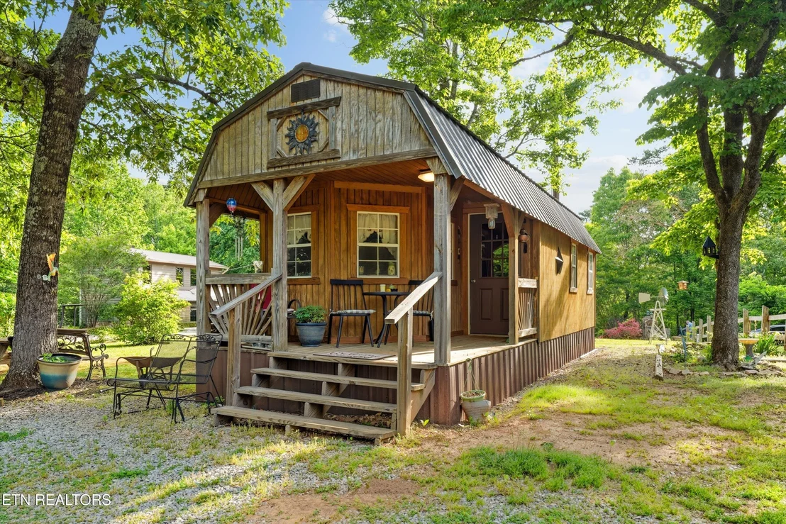 Photo of 2380 McKelvey Rd