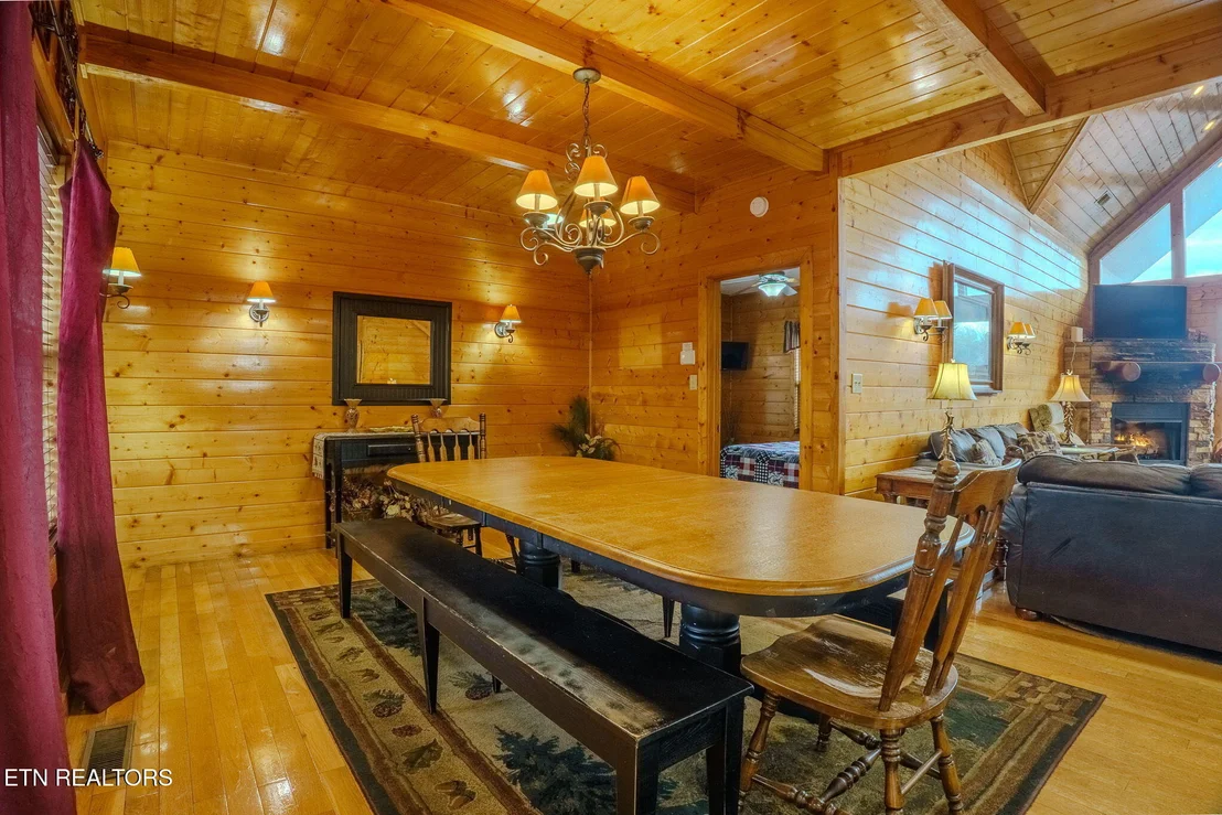 Photo of 4170 Chamberlain Lane