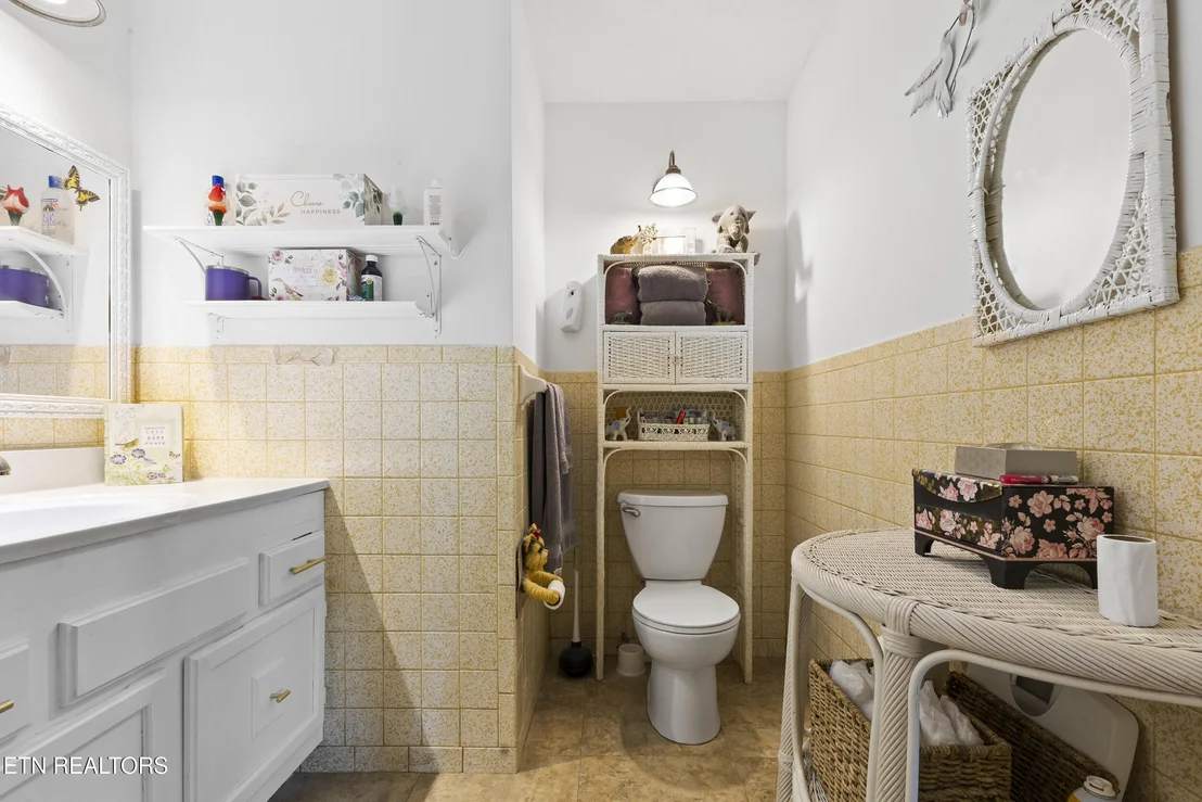 Photo of 2645 Mountain View Drive