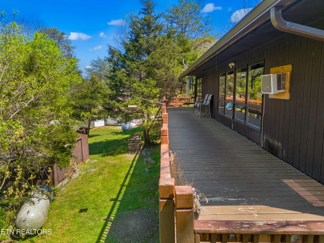 Photo of 158 Dalson Rd