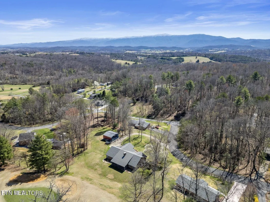 Photo of 165 Fairway Drive