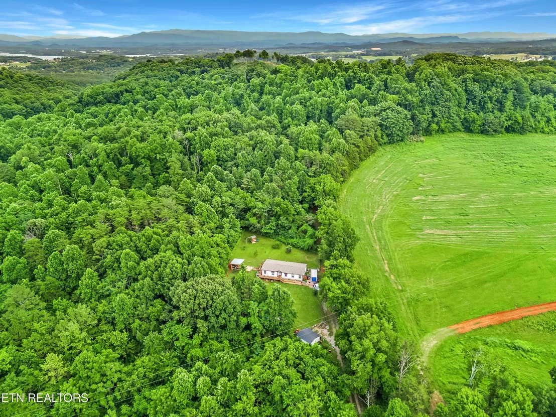 Photo of 516 Knob Rd