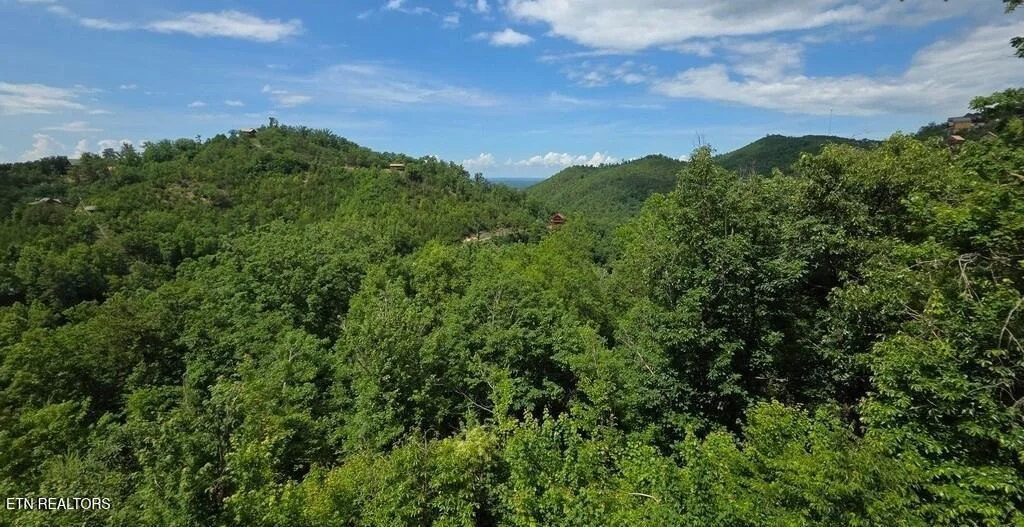 Photo of 2123 Windy Lane