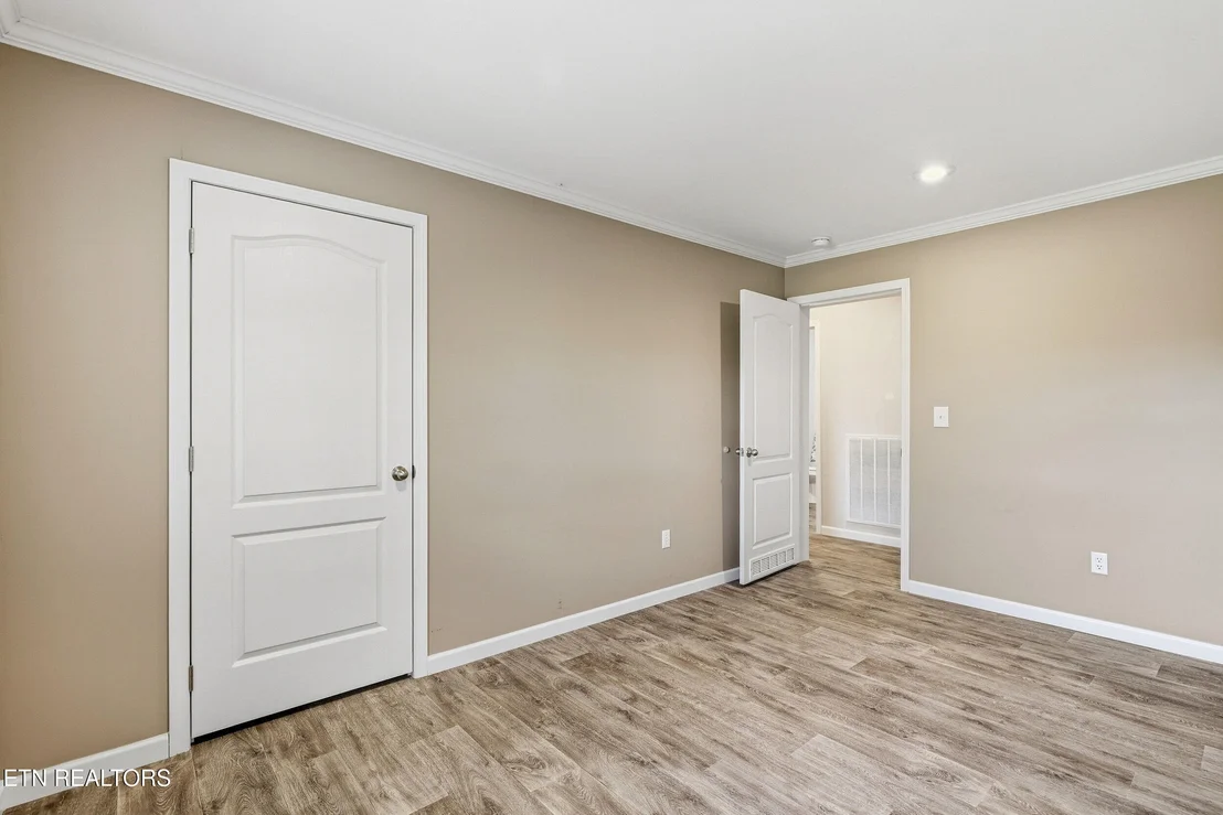Photo of 938 Mountain View St