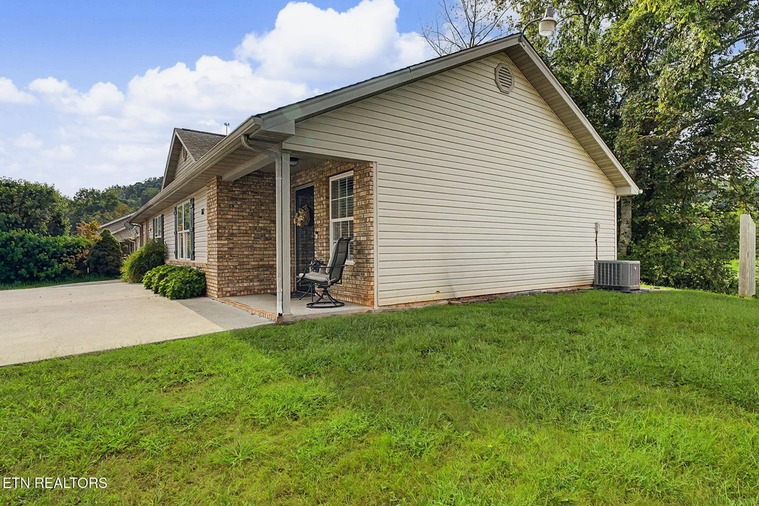 Photo of 261 Dumplin Lane