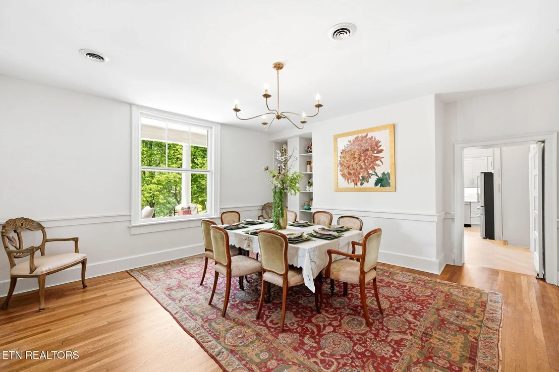 Photo of 240 Maplehurst Lane