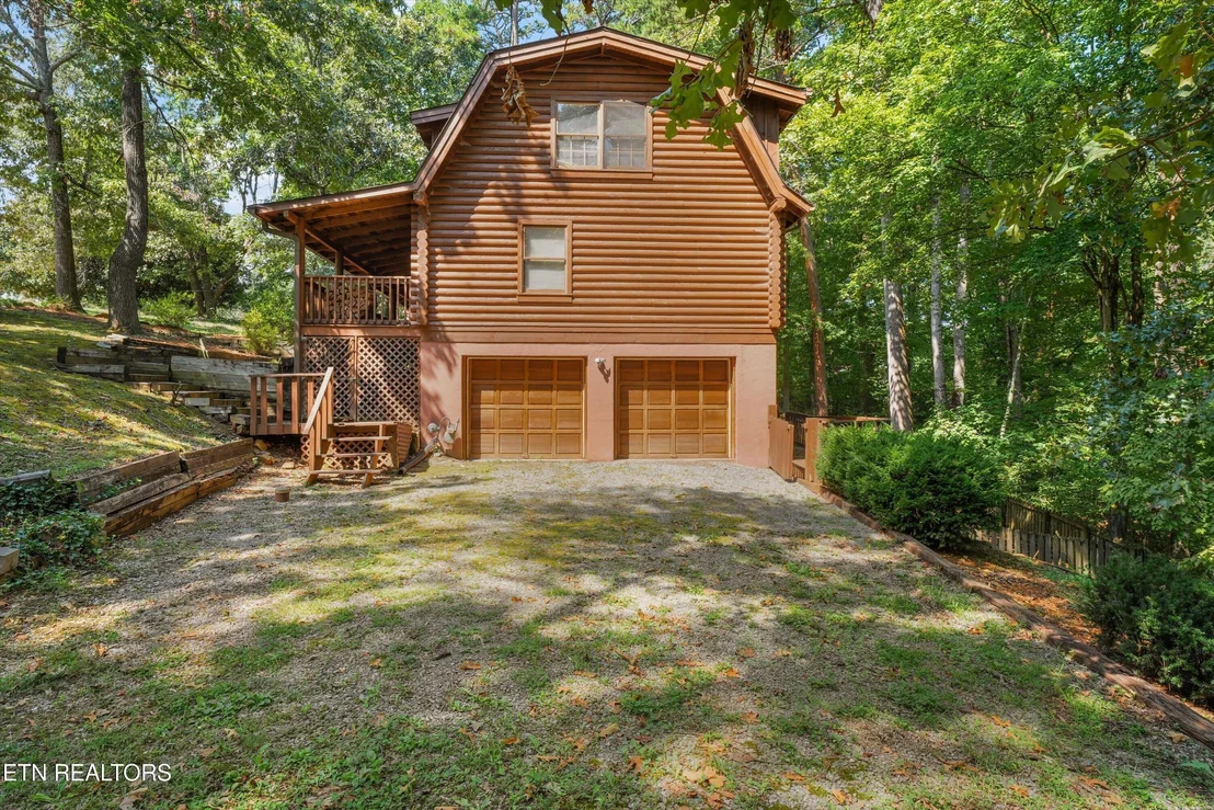 Photo of 1611 Canterbury Downs Rd