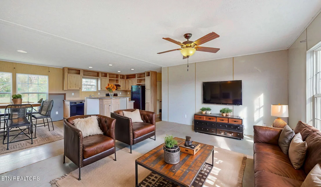 Photo of 233 Orange Lane