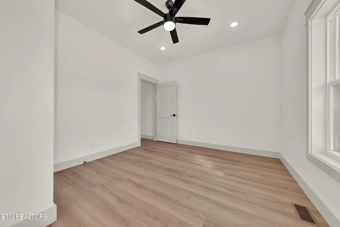Photo of 296 Belle Arden Drive