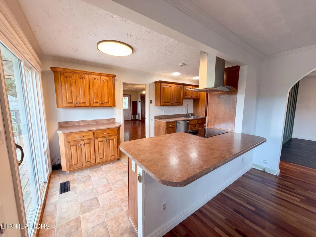 Photo of 302 Sunset Lane