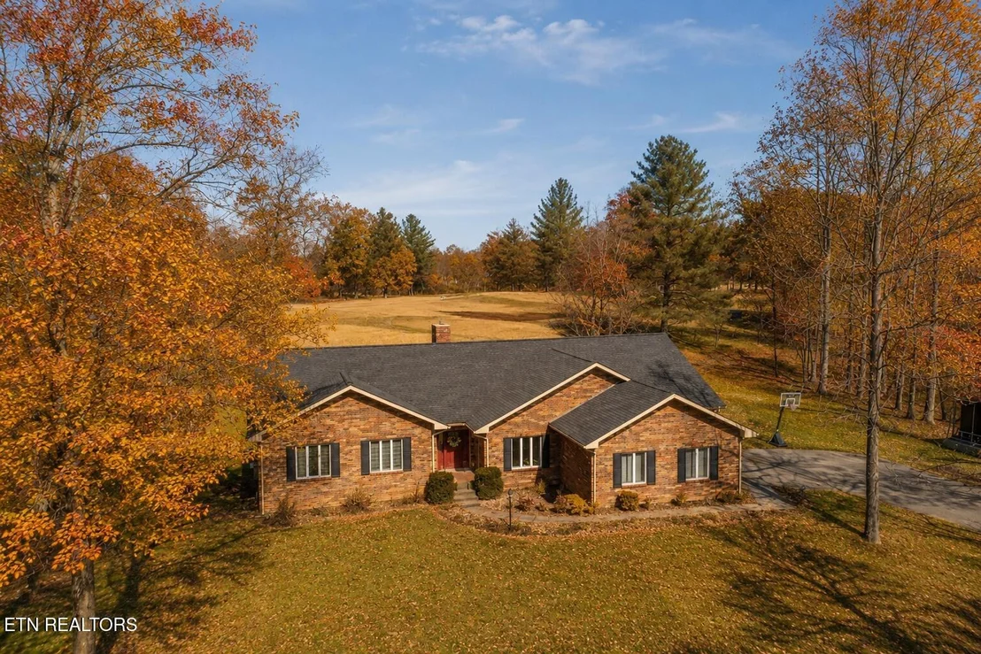 Photo of 165 Fairway Drive