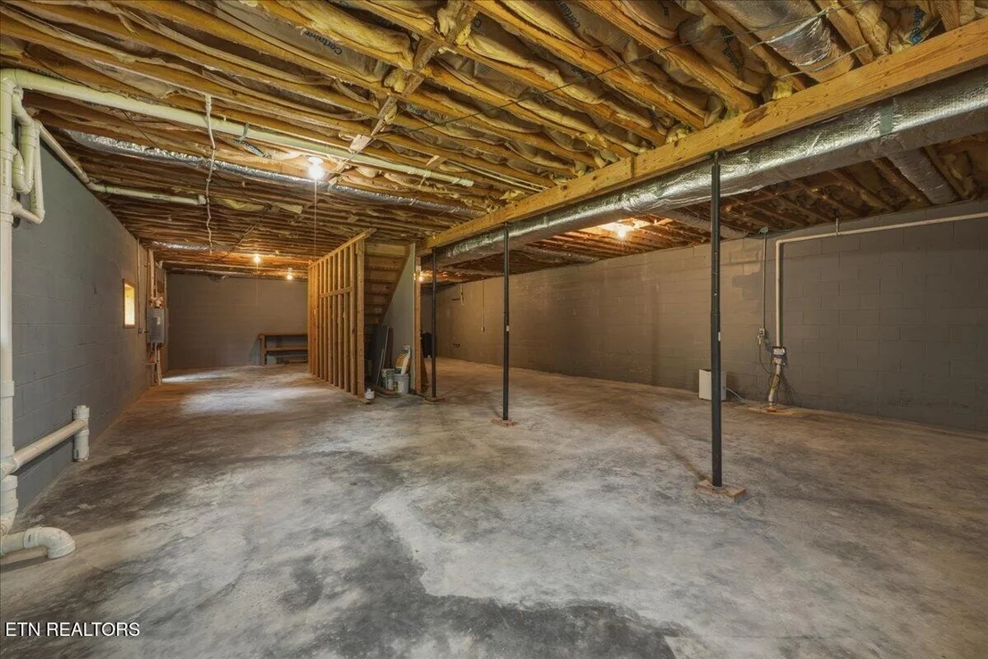 Photo of 142 Oak Drive