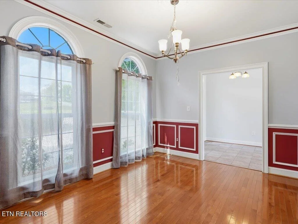 Photo of 311 Alberts Cove