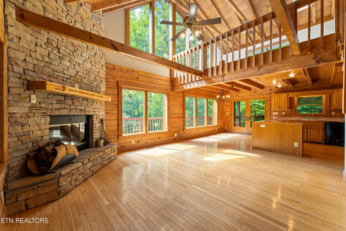 Photo of 3839 Saddle Brook Way