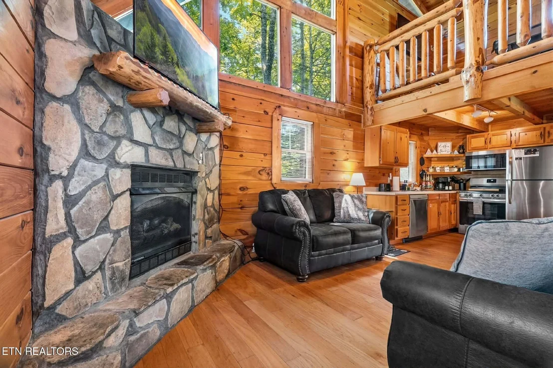 Photo of 2864 Pine Haven Drive