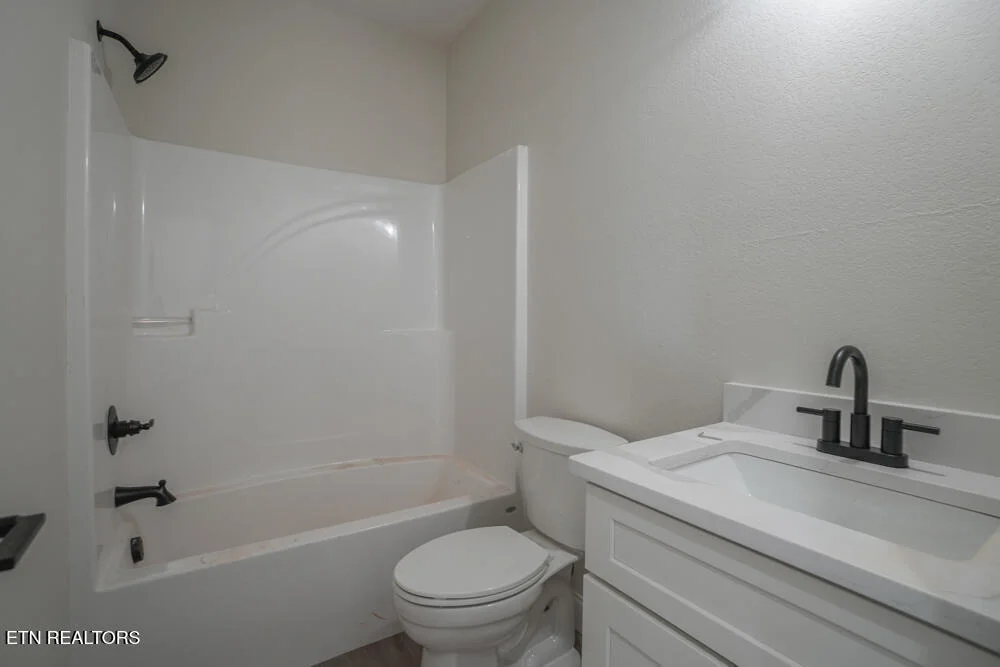 Photo of 5141 Gregory Rd