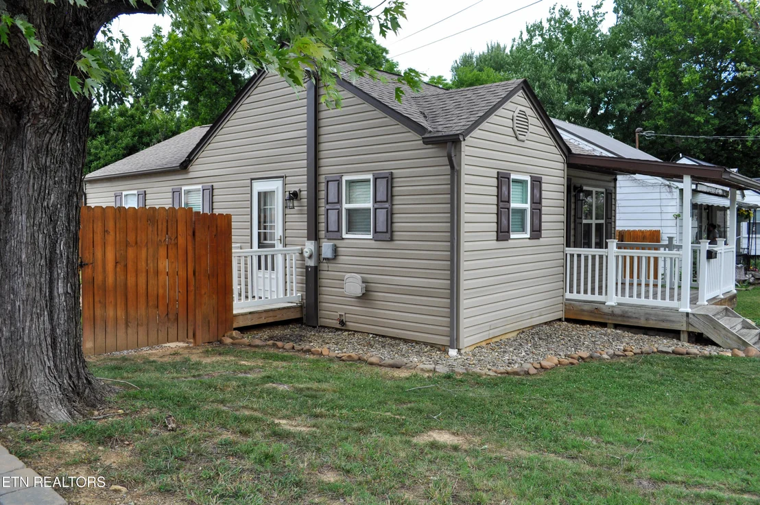 Photo of 822 Carson St