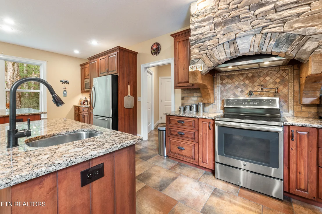 Photo of 106 Sunshine Way