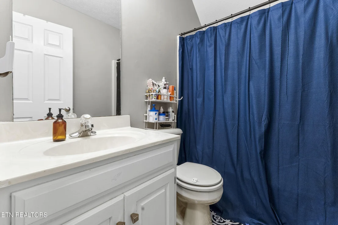 Photo of 1065 Briar Court