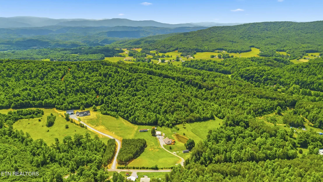 Photo of 220 Three Point Rd