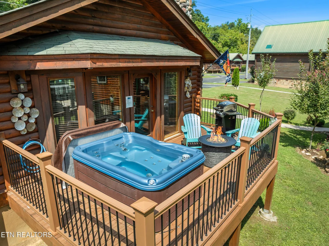Photo of 2323 River Port Way