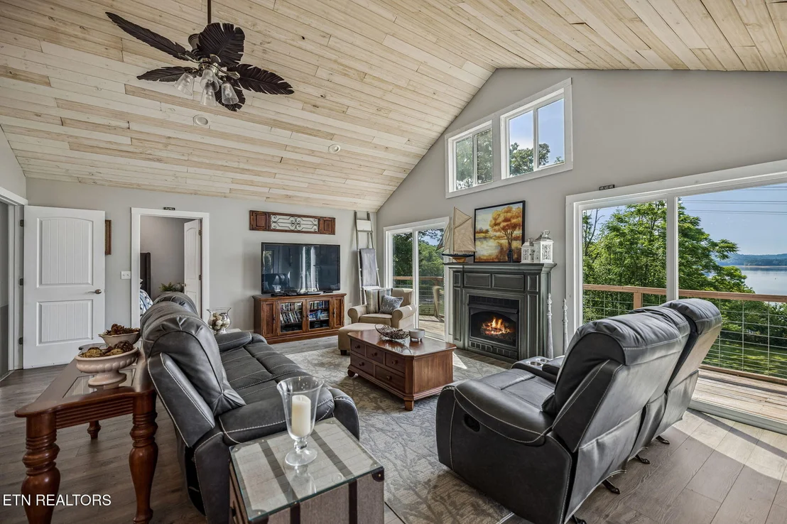 Photo of 408 Ernie Roberts Rd