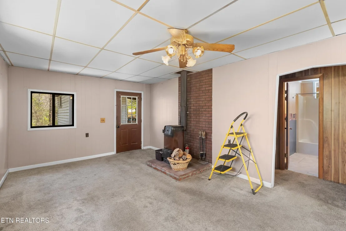 Photo of 158 Dalson Rd