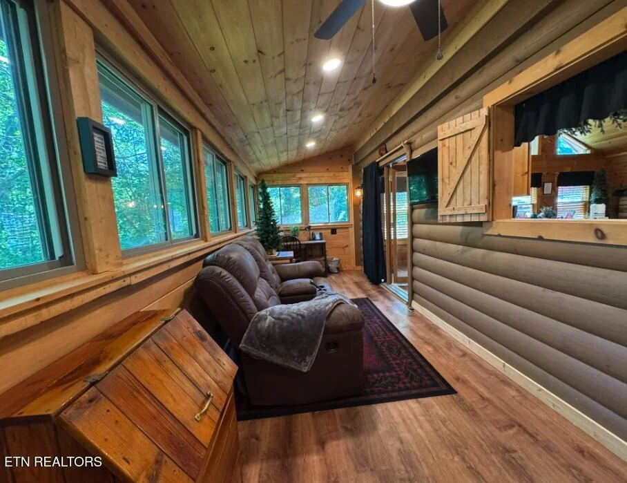Photo of 919 Deer Run Way