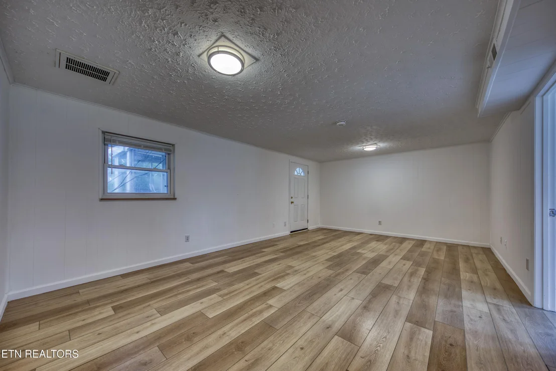 Photo of 7001 Washington Pike