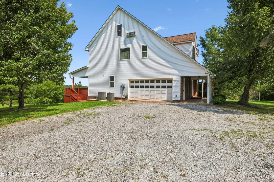 Photo of 355 County Road 470