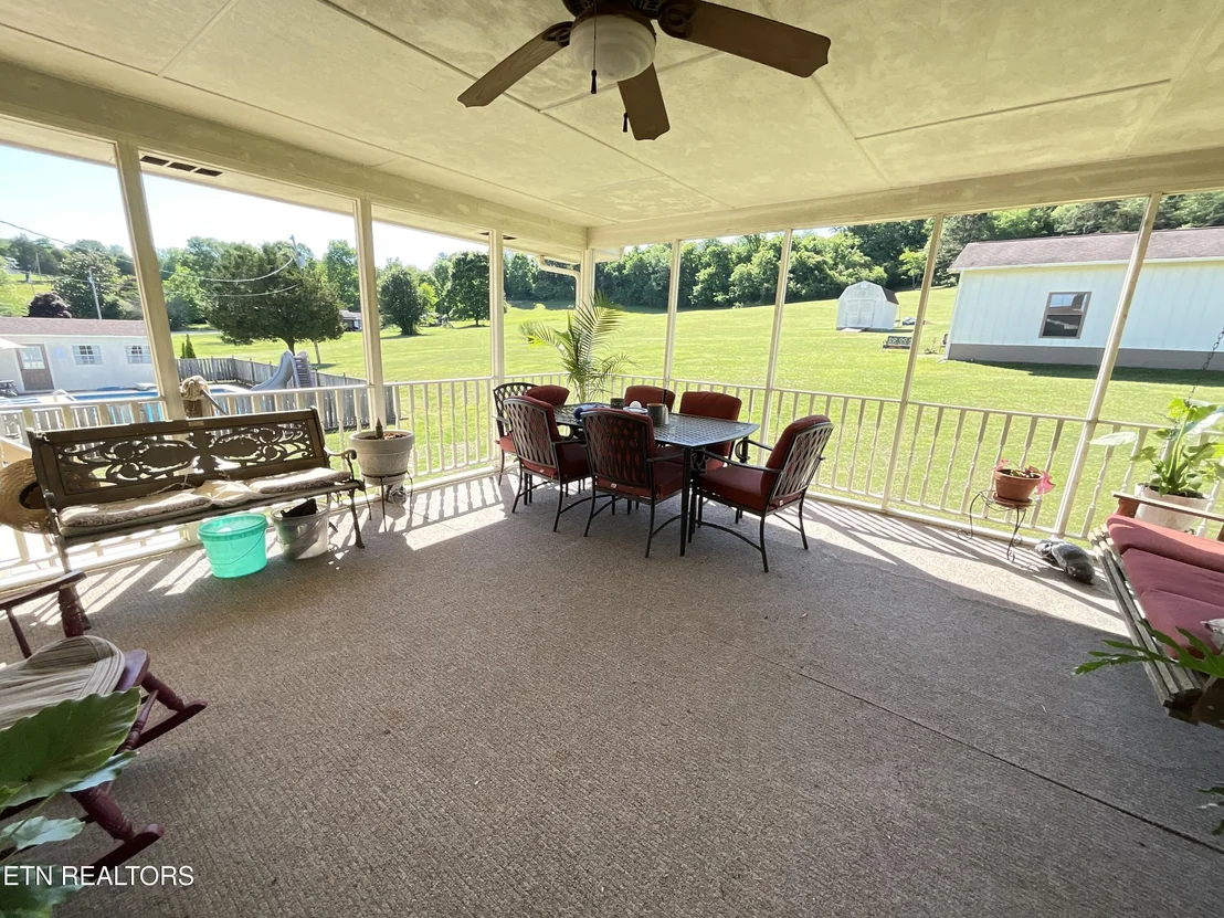 Photo of 651 River Rd