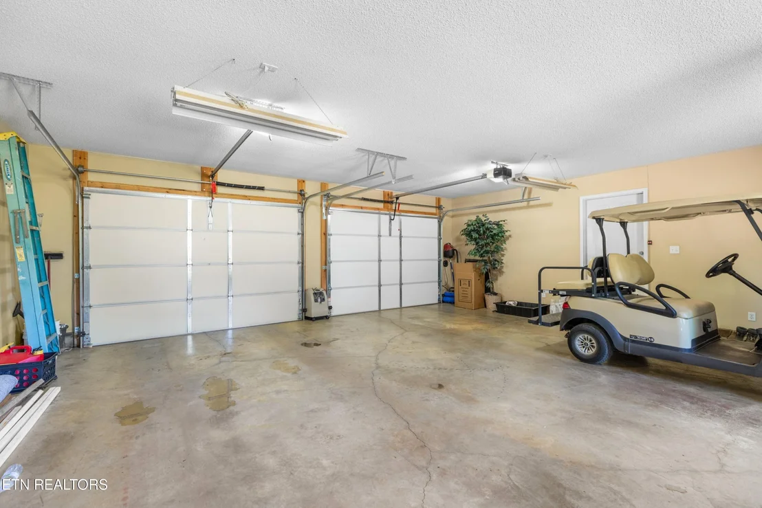 Photo of 2433 Green Rd