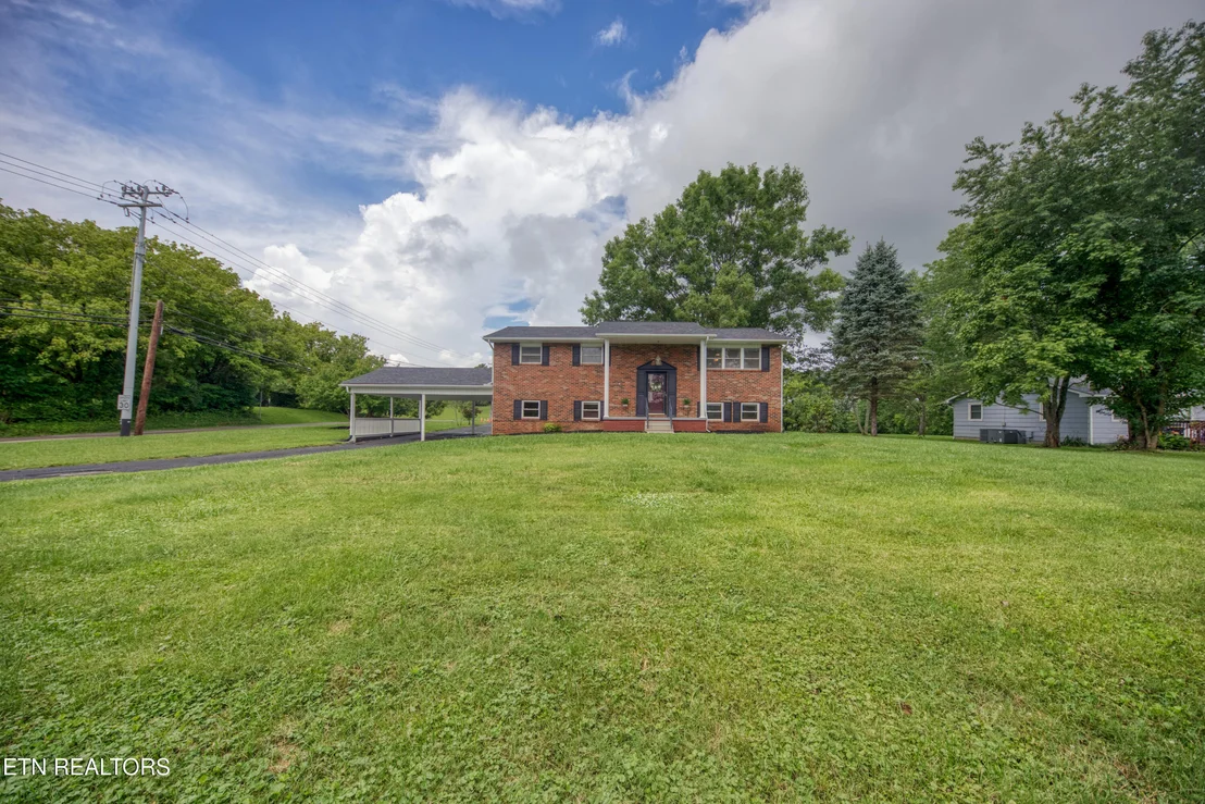 Photo of 7001 Washington Pike