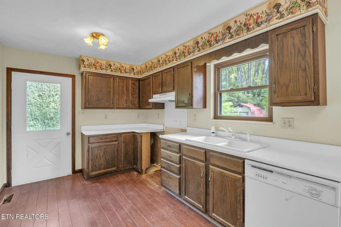 Photo of 2137 Highview Drive