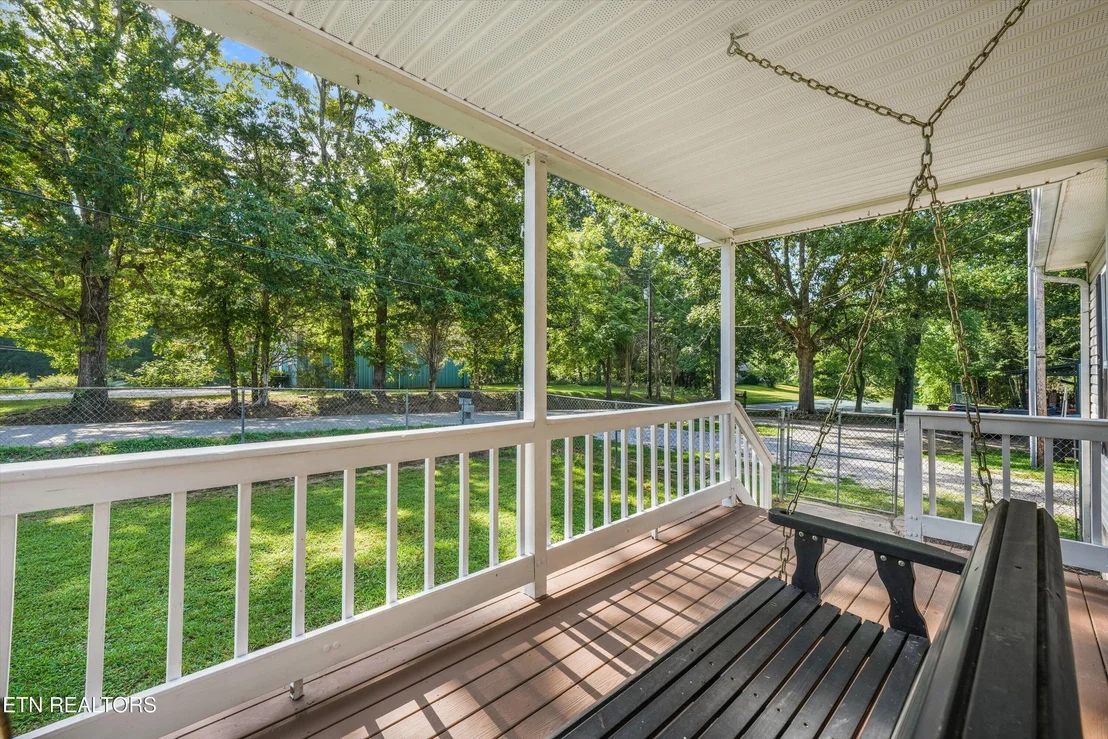 Photo of 1392 James Ferry Rd