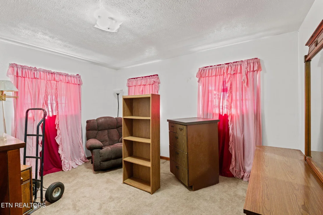 Photo of 7700 Tazewell Pike