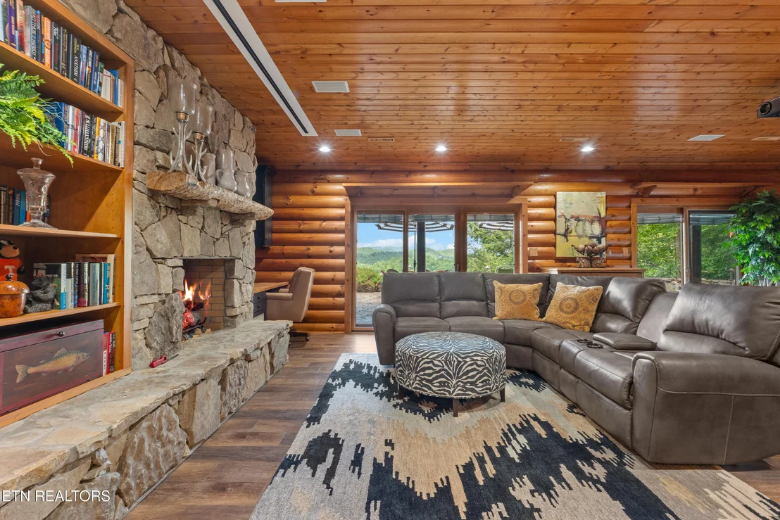 Photo of 524 Laurel Rd