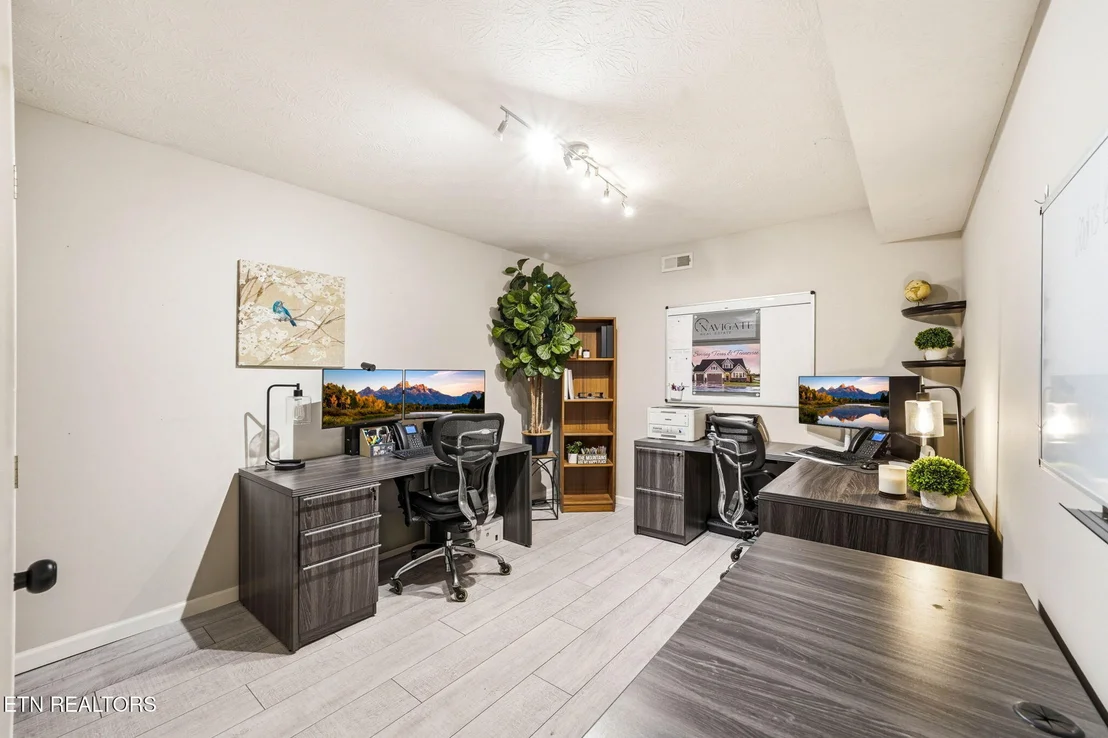 Photo of 664 Armstrong Drive